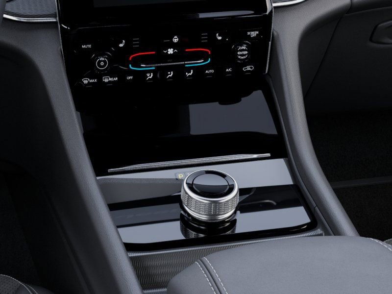 New 2025 Jeep Grand Cherokee Altitude image 24