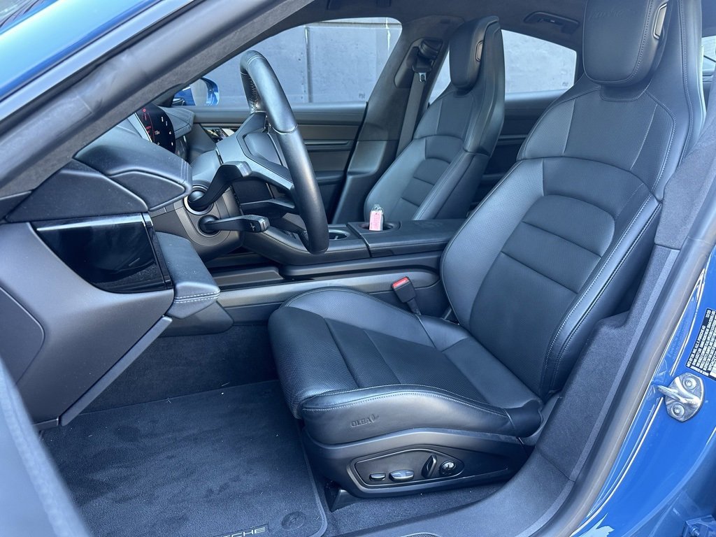 Certified 2021 Porsche Taycan Turbo S image 5