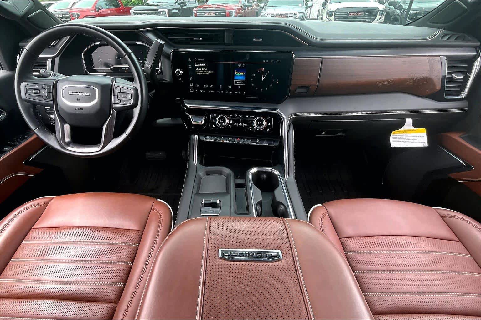 Used 2024 GMC Sierra 2500 Denali Ultimate image 16
