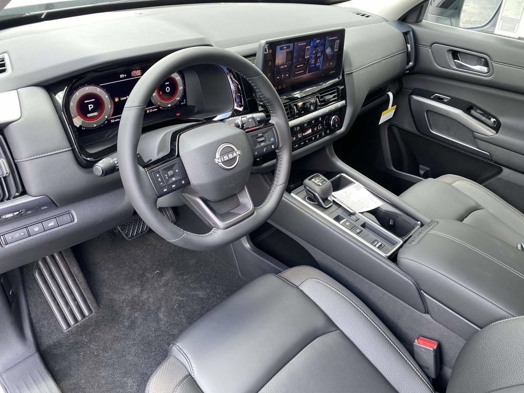 New 2026 Nissan Pathfinder SL FWD image 14