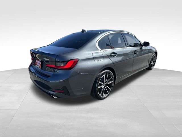 Used 2019 BMW 330i xDrive Sedan w/ Driving Assistance Package image 19