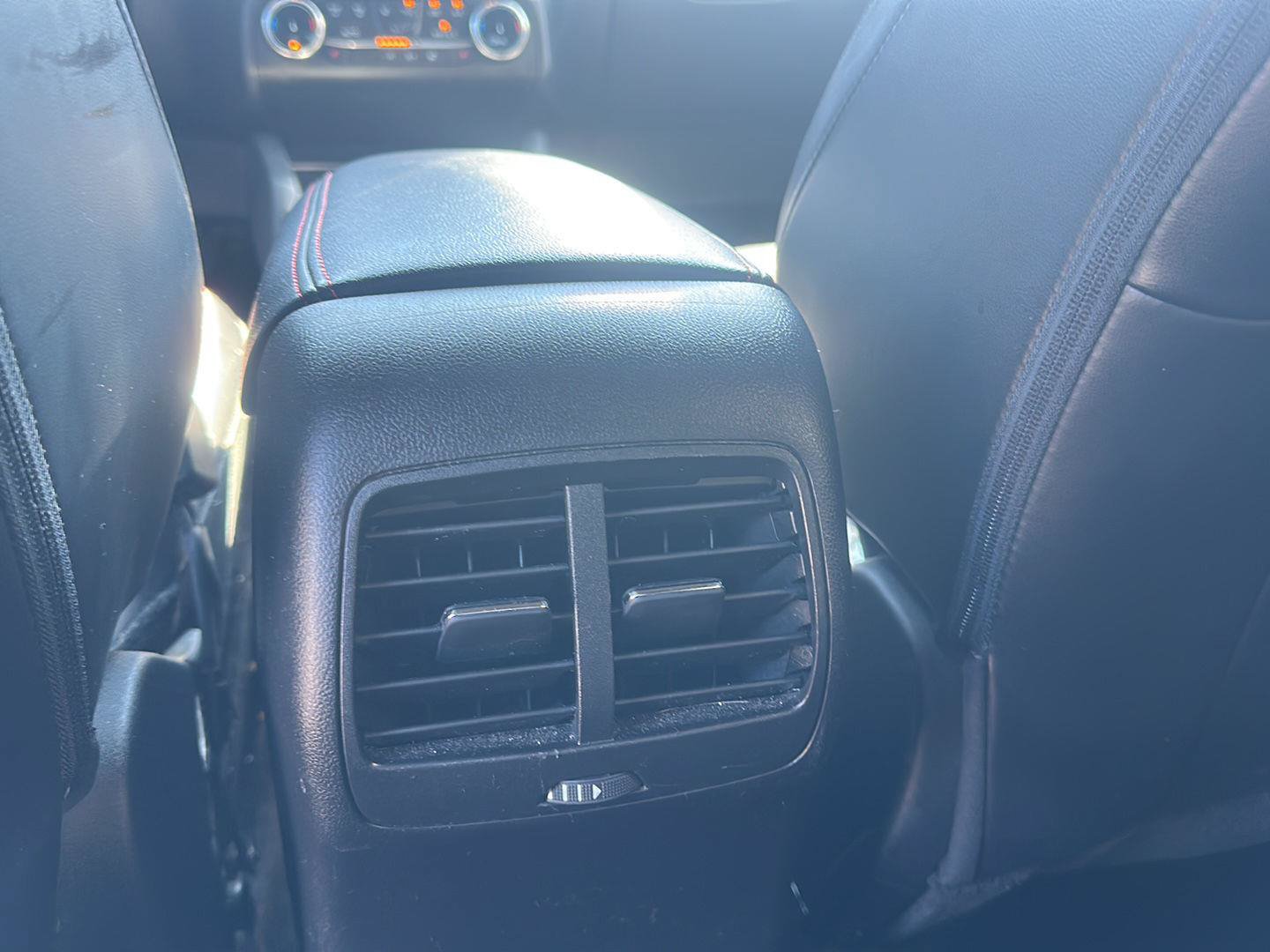 Used 2025 Ford Escape ST-Line Select AWD/4WD image 13