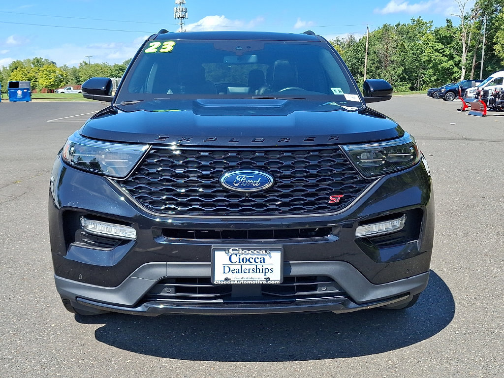 Certified 2023 Ford Explorer ST w/ Equipment Group 401A AWD/4WD image 5