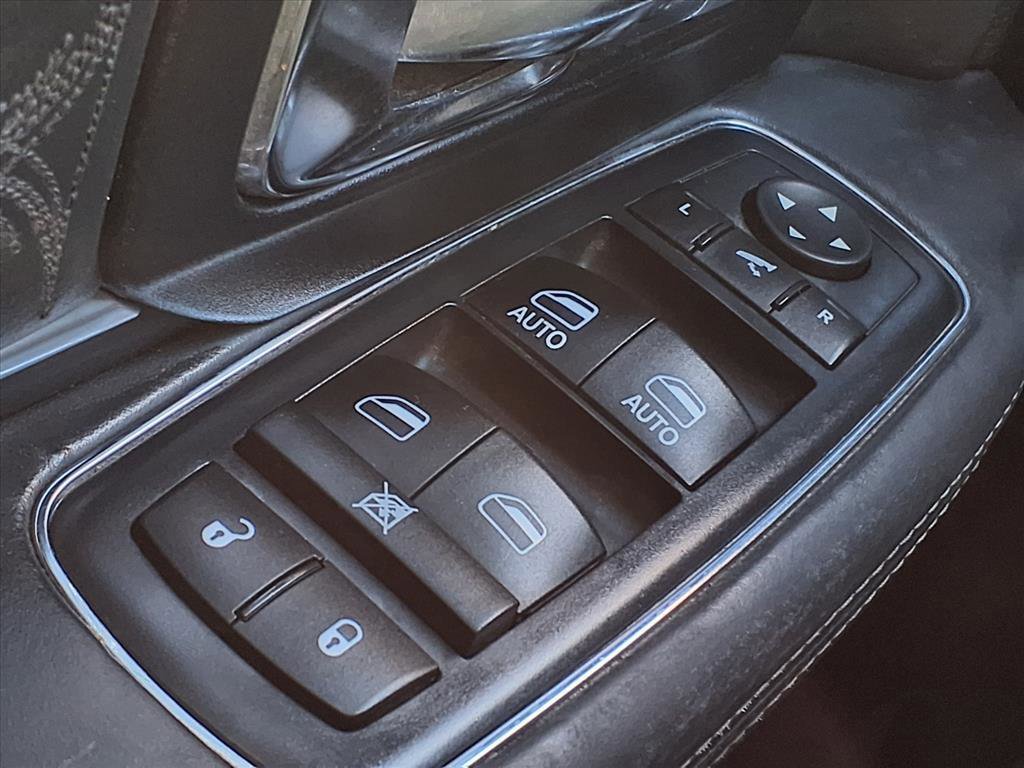 Used 2016 RAM 1500 Limited image 26