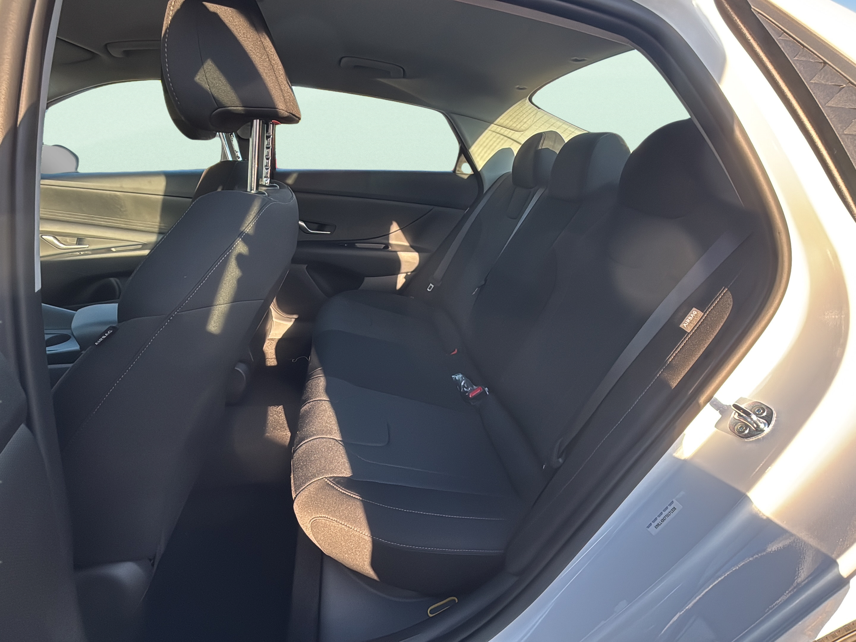 Certified 2026 Hyundai Elantra SE FWD image 19