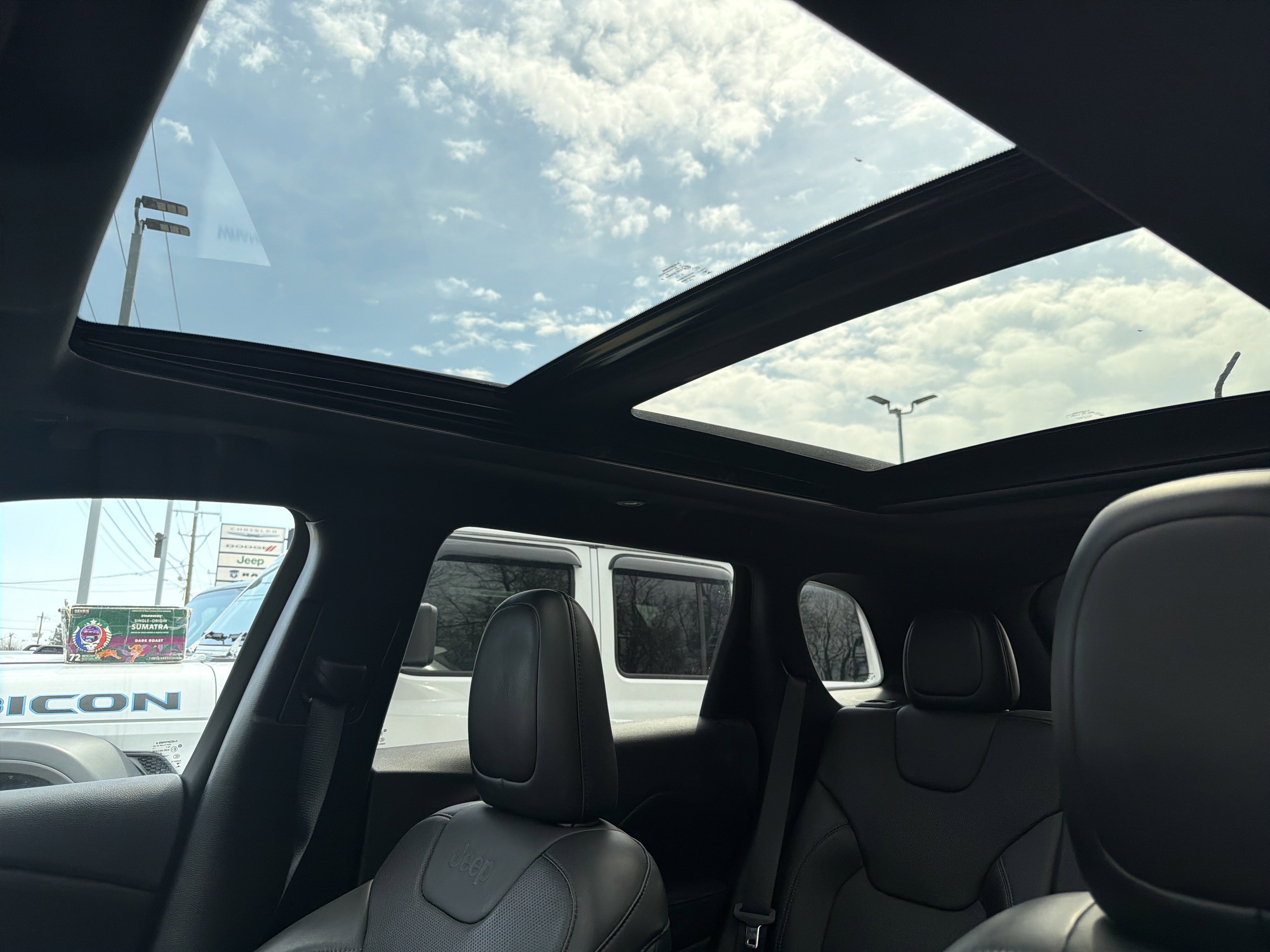 Certified 2019 Jeep Cherokee High Altitude image 19