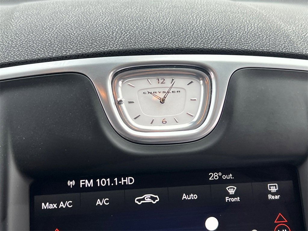 Used 2021 Chrysler 300 Touring w/ Sport Appearance Package image 23