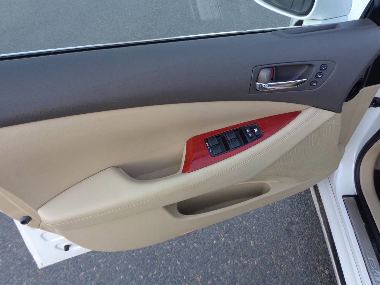 Used 2009 Lexus ES 350 image 36