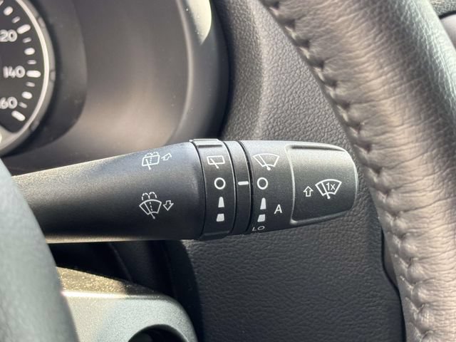 Used 2020 Jeep Renegade Altitude AWD/4WD image 28