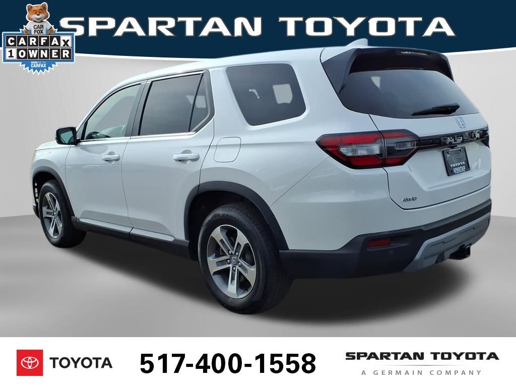 Used 2025 Honda Pilot EX-L image 9