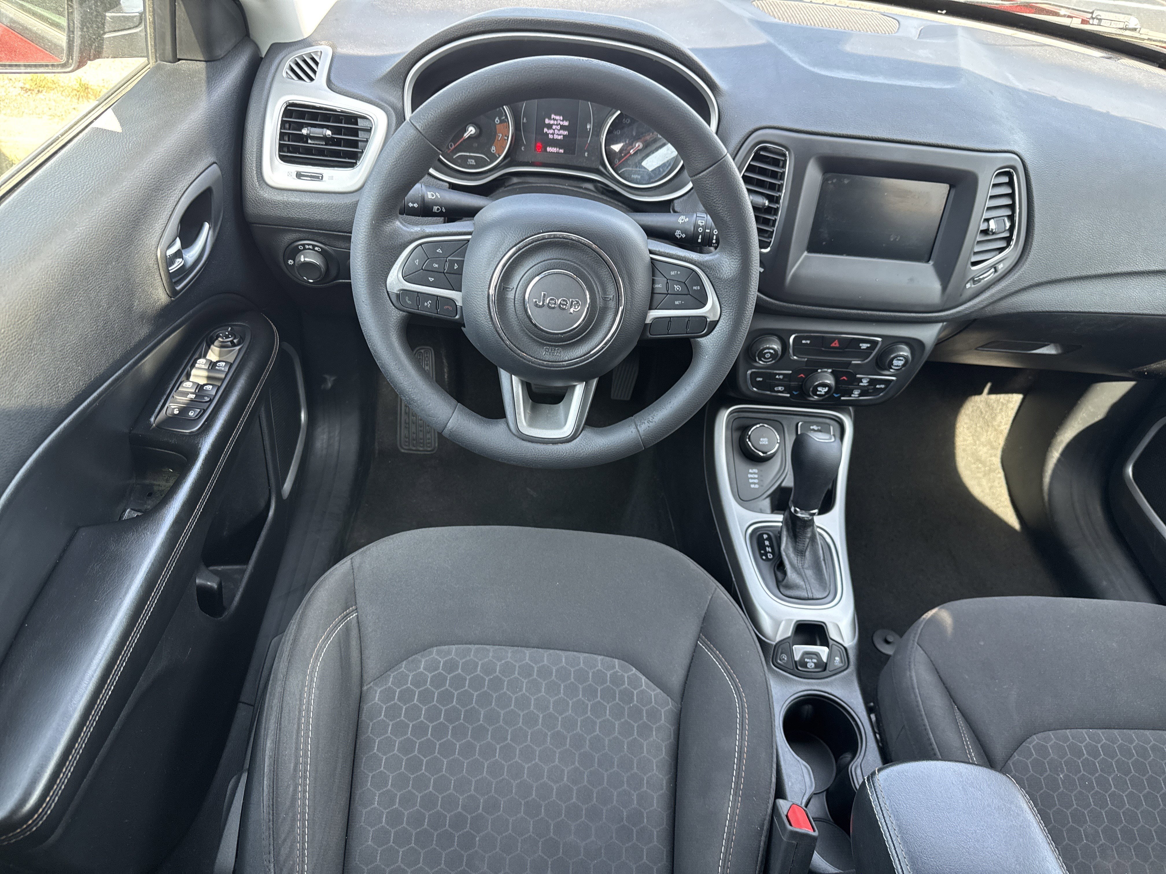 Used 2020 Jeep Compass Sport image 10