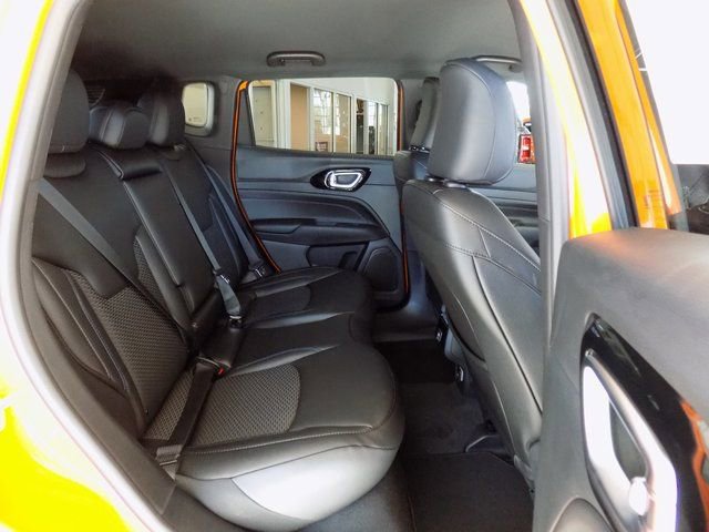 New 2026 Jeep Compass Latitude image 13