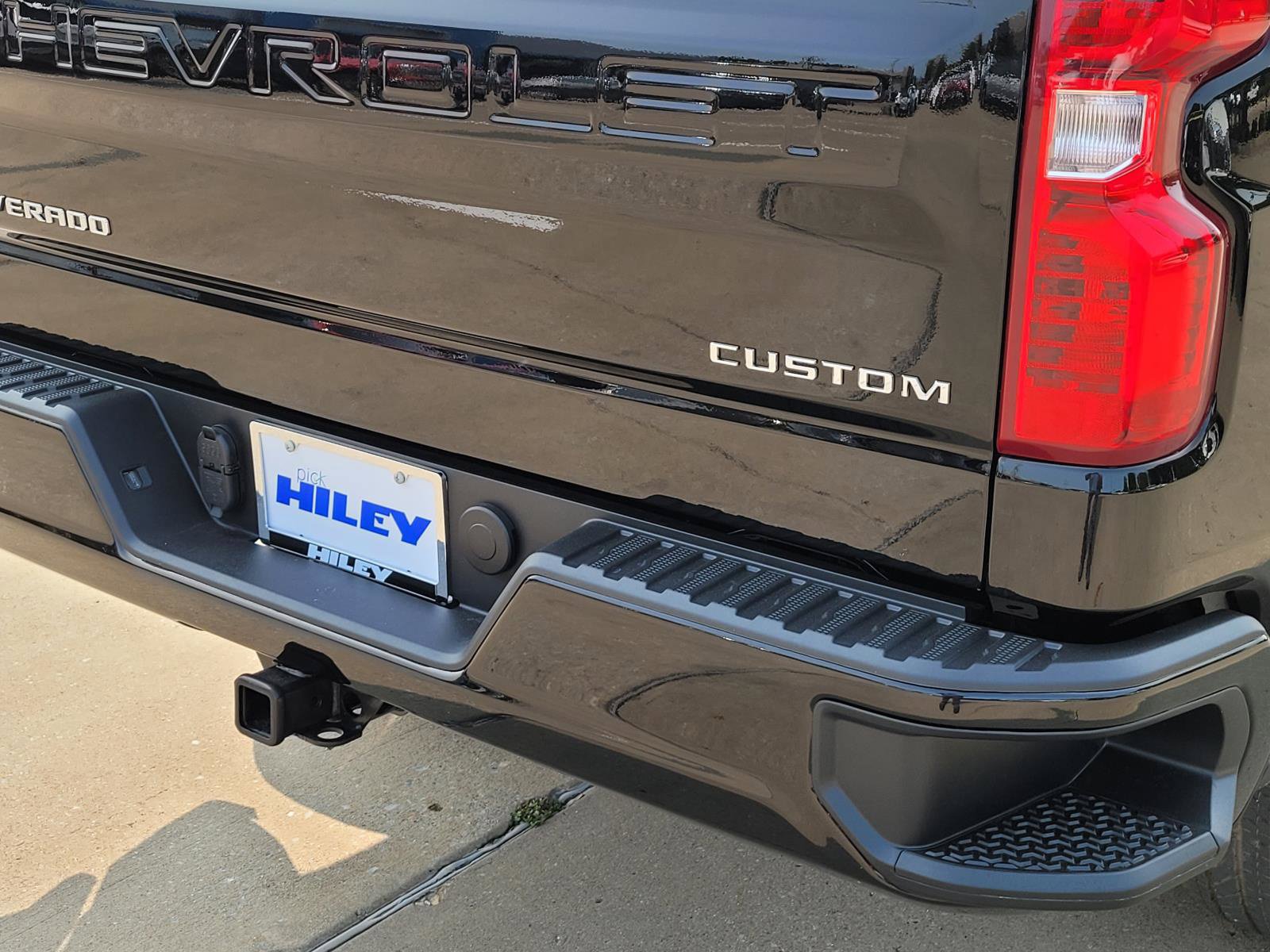 New 2026 Chevrolet Silverado 1500 Custom RWD image 4