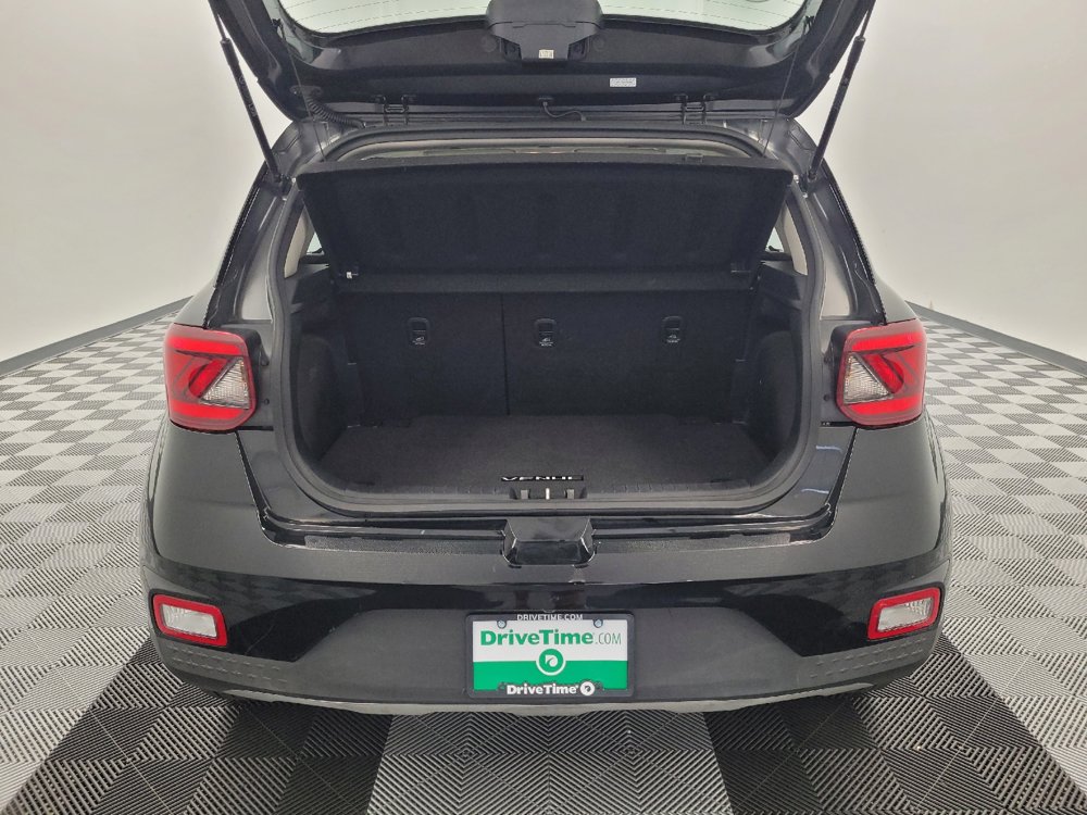 Used 2023 Hyundai Venue SEL FWD image 29