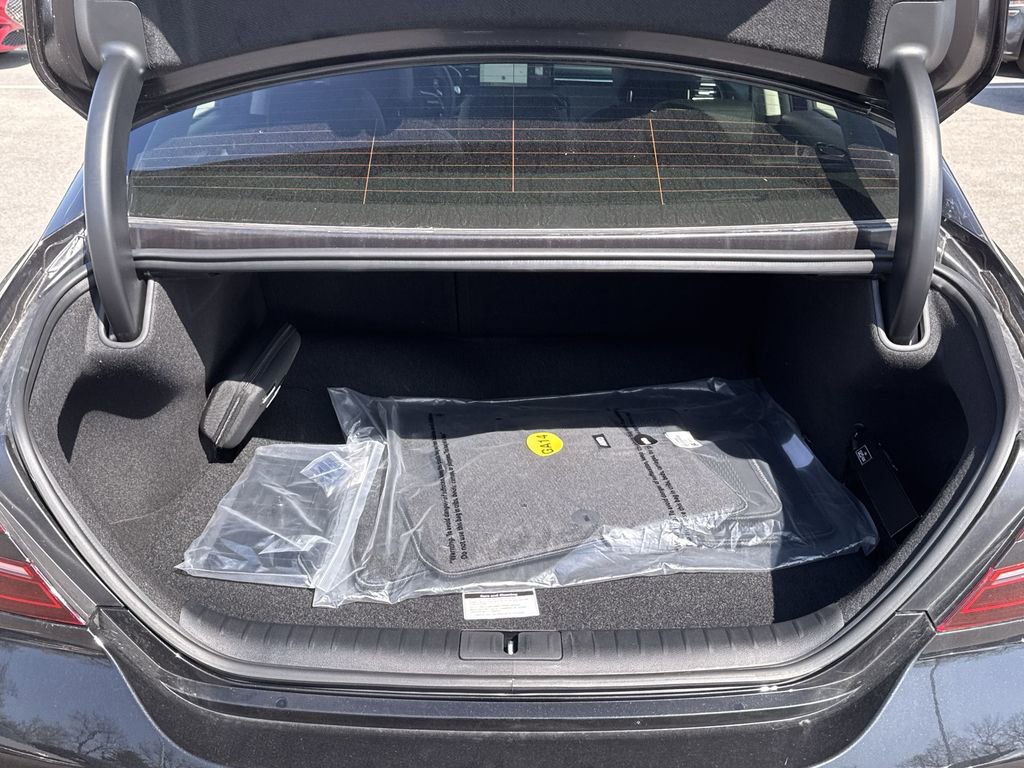 New 2025 Genesis G70 2.5T image 25