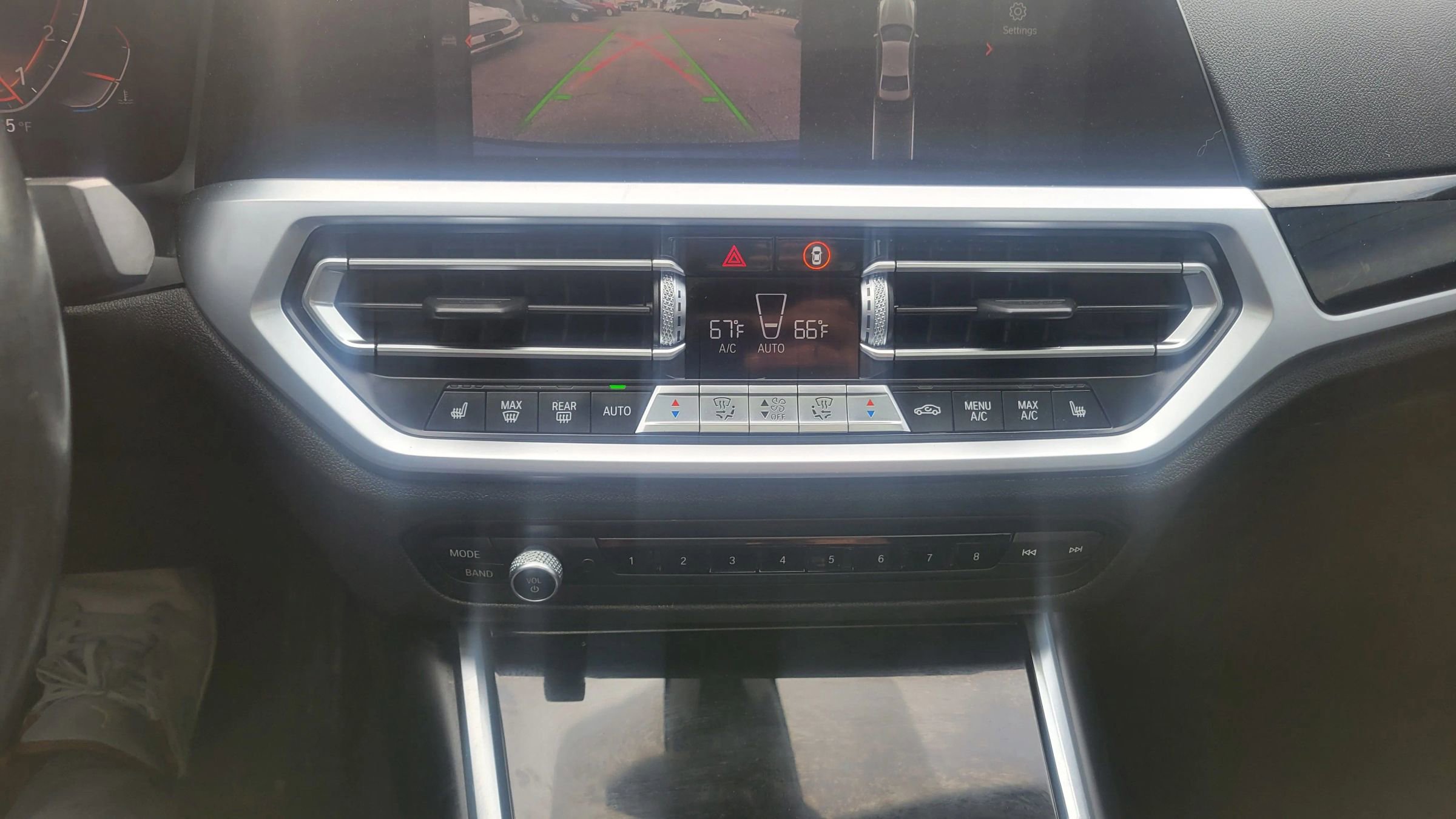 Used 2019 BMW 330i xDrive Sedan w/ Convenience Package AWD/4WD image 25