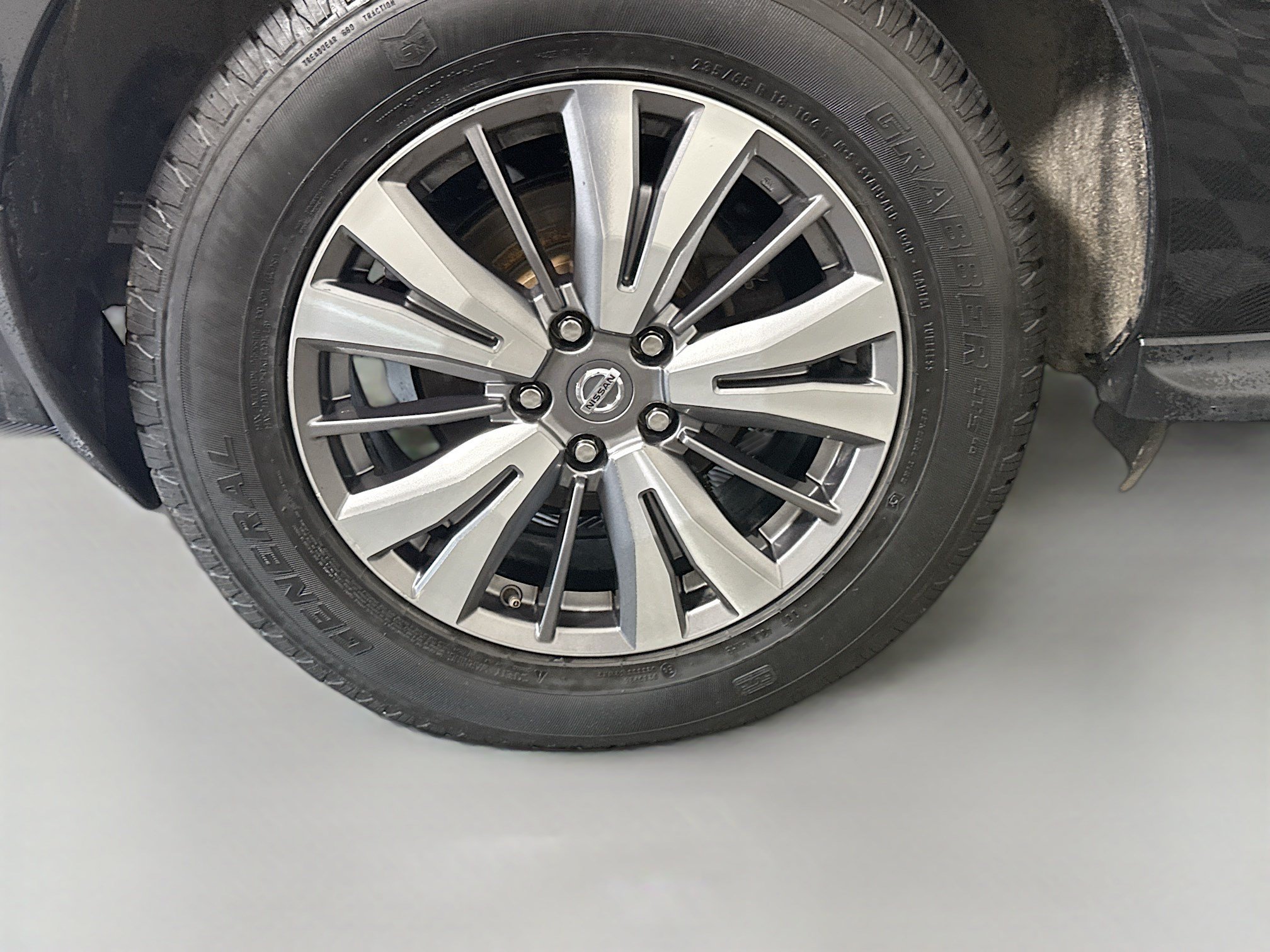 Used 2019 Nissan Pathfinder S AWD/4WD image 33