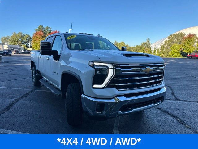Used 2024 Chevrolet Silverado 2500 LTZ w/ LTZ Plus Package AWD/4WD image 2