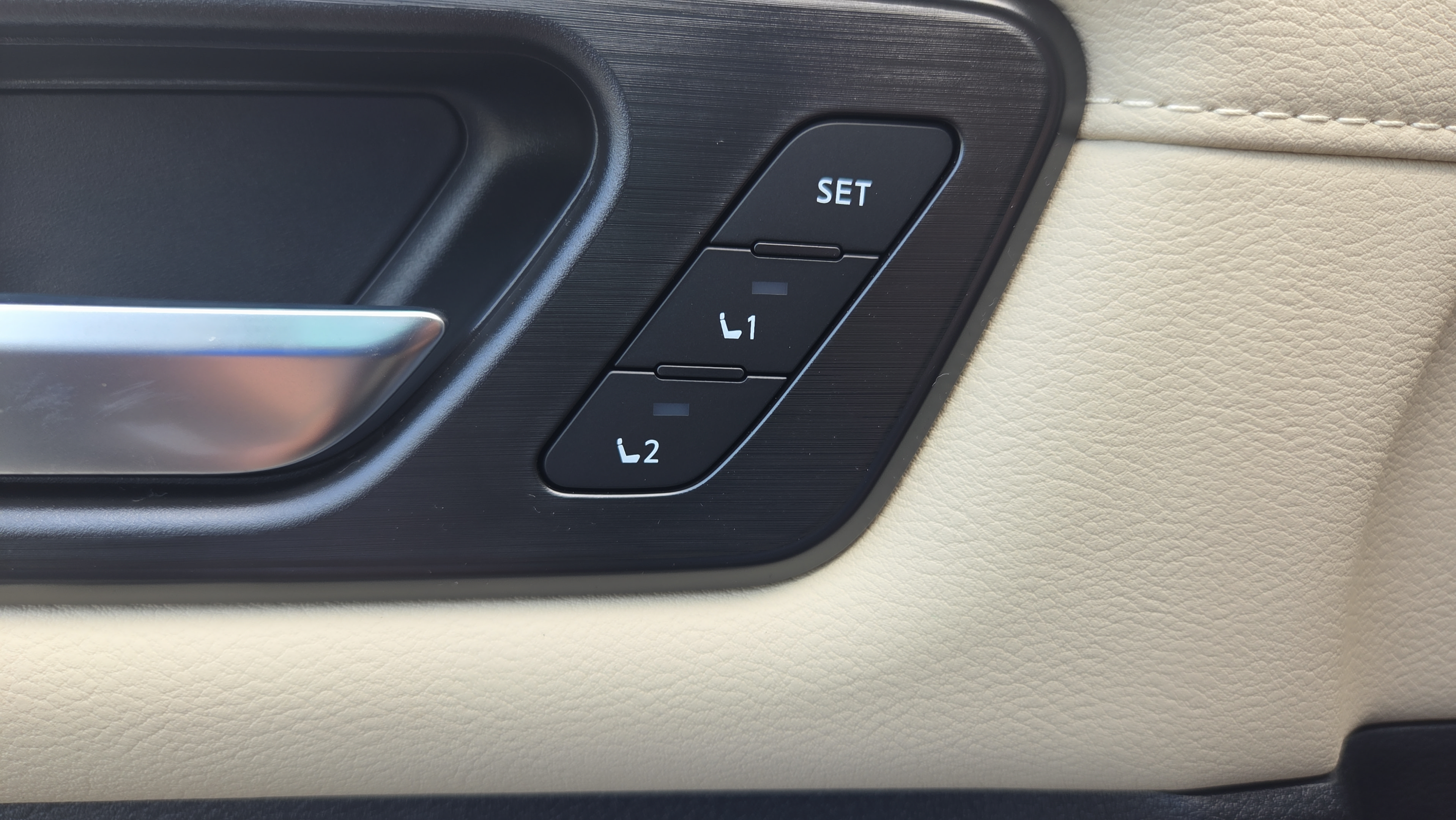 New 2026 Nissan Armada Platinum RWD image 28