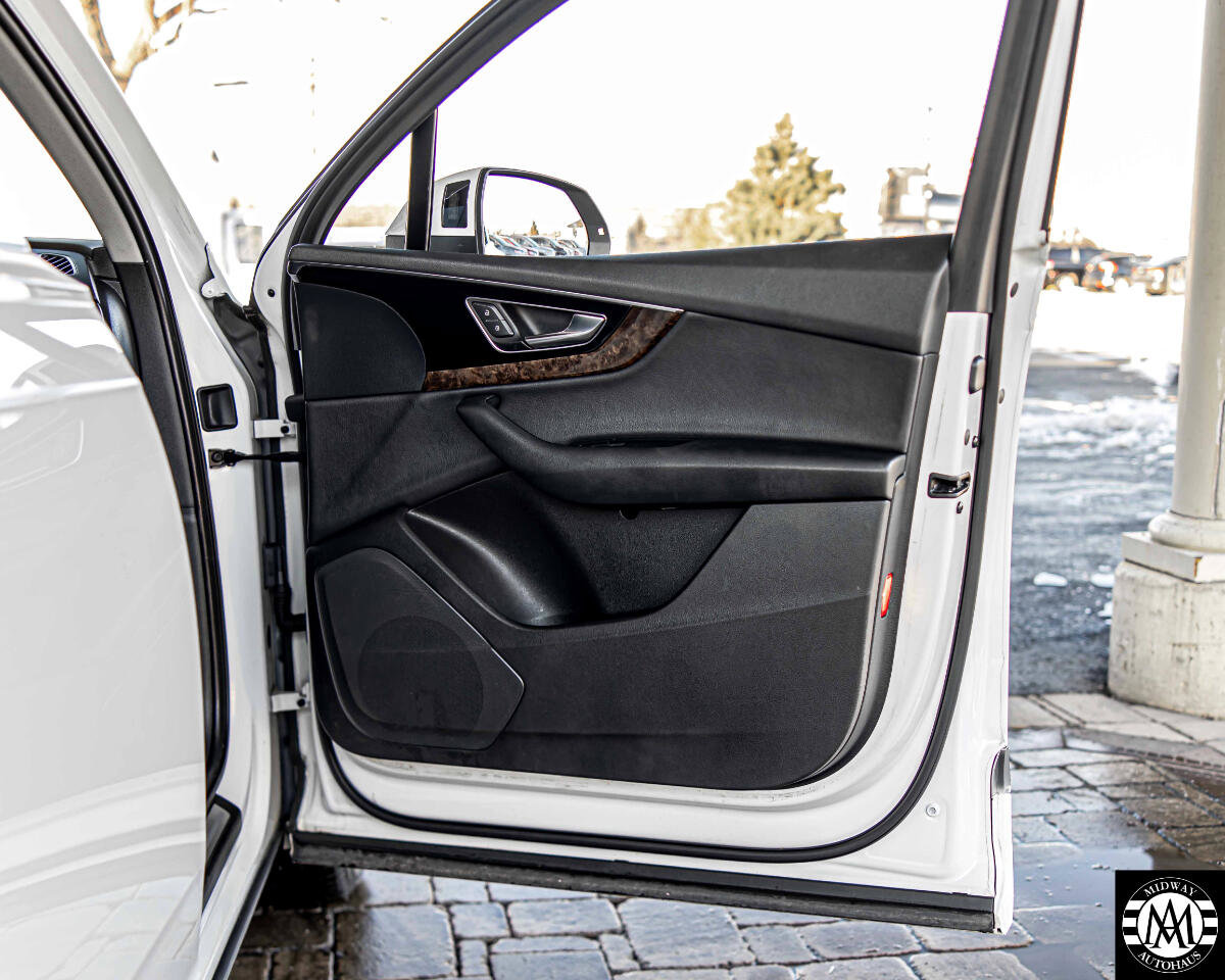 Used 2017 Audi Q7 3.0T Premium Plus image 43