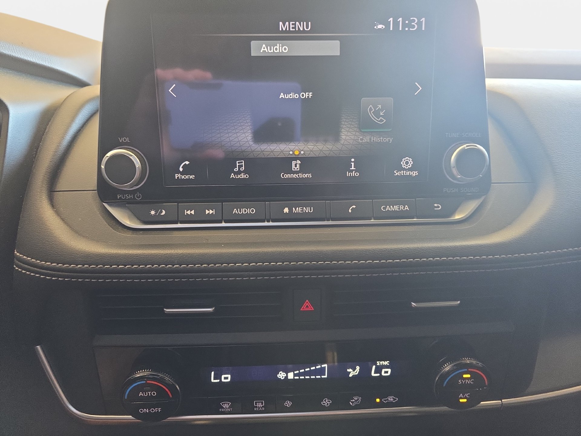 Used 2023 Nissan Rogue SV AWD/4WD image 21