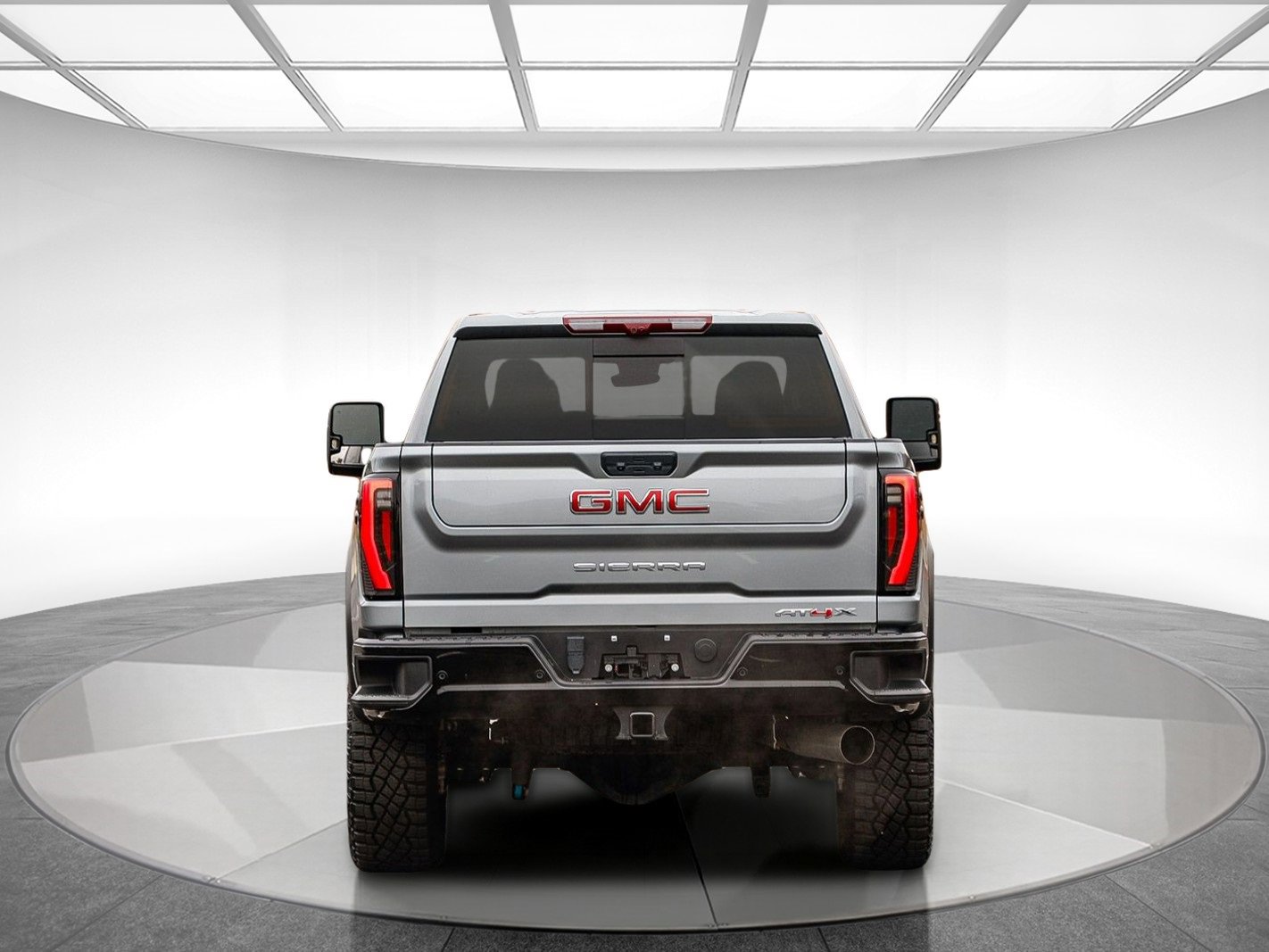 Used 2025 GMC Sierra 2500 AT4X image 3