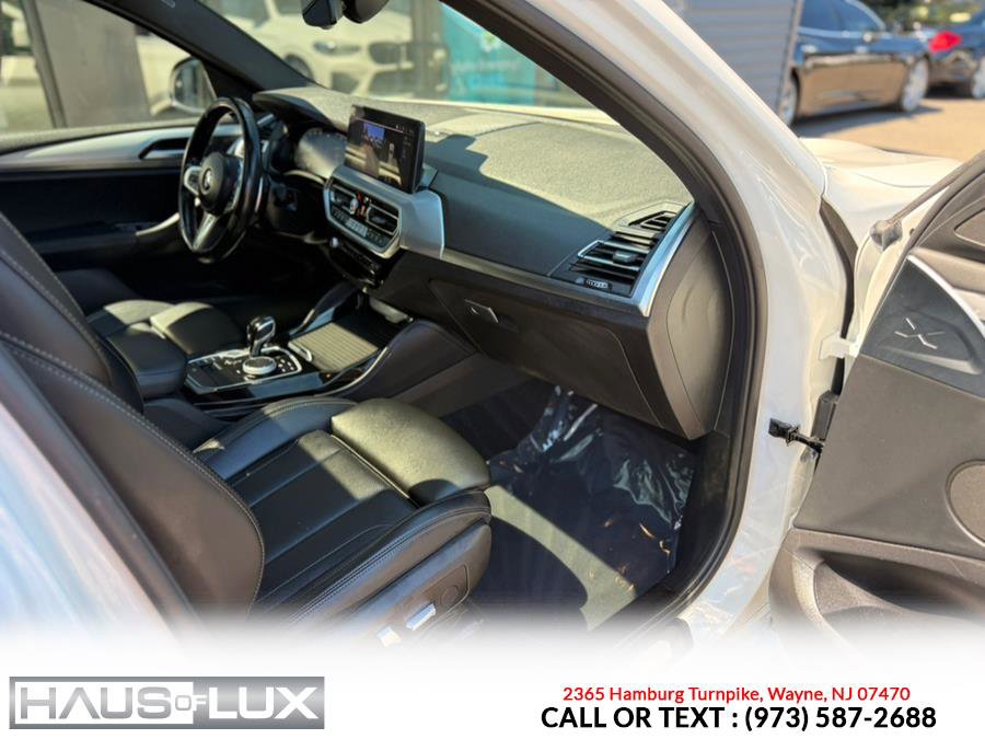 Used 2023 BMW X4 xDrive30i w/ M Sport Package image 18