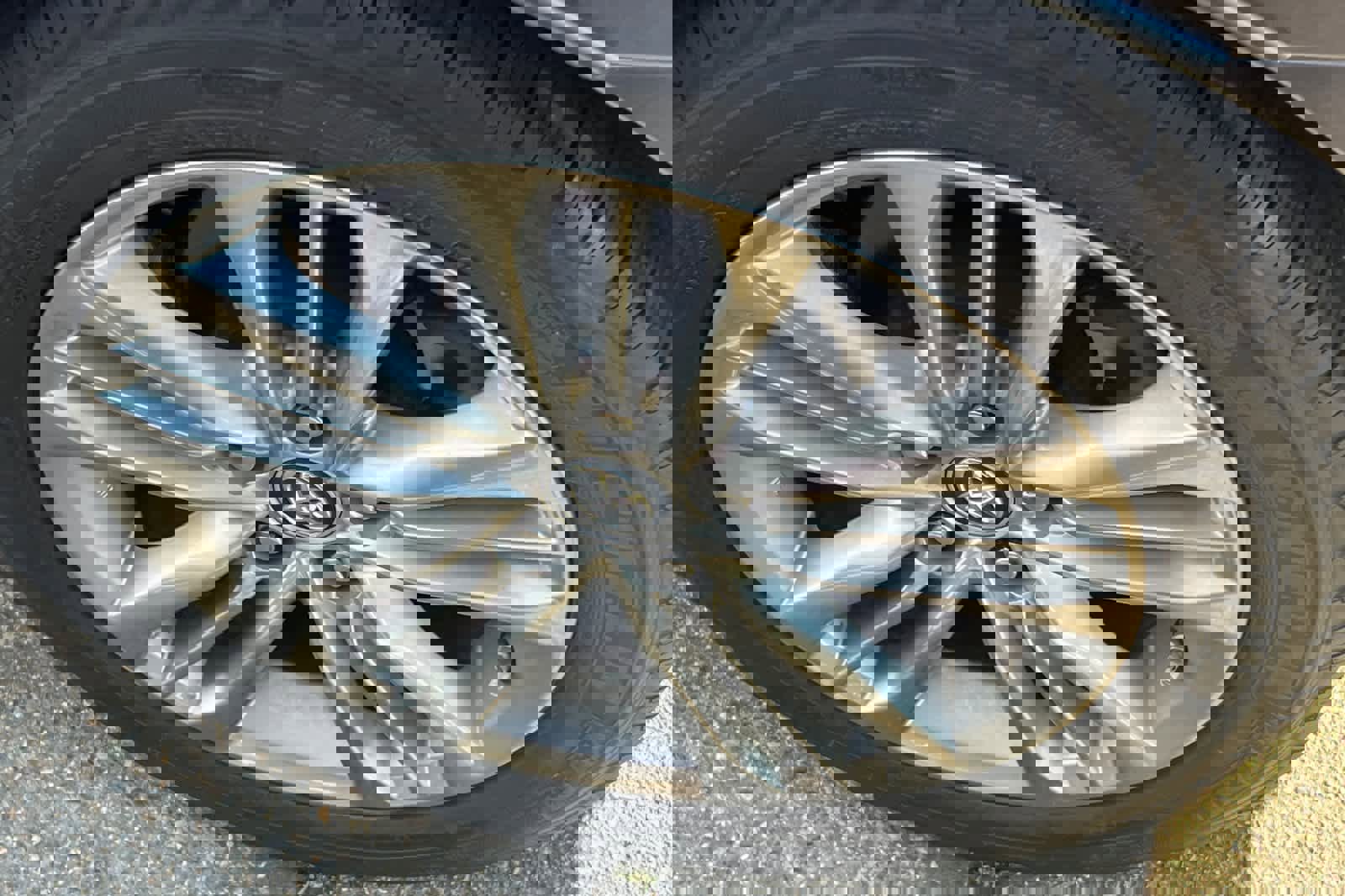 Used 2017 Toyota Camry SE w/ Moonroof Package image 22