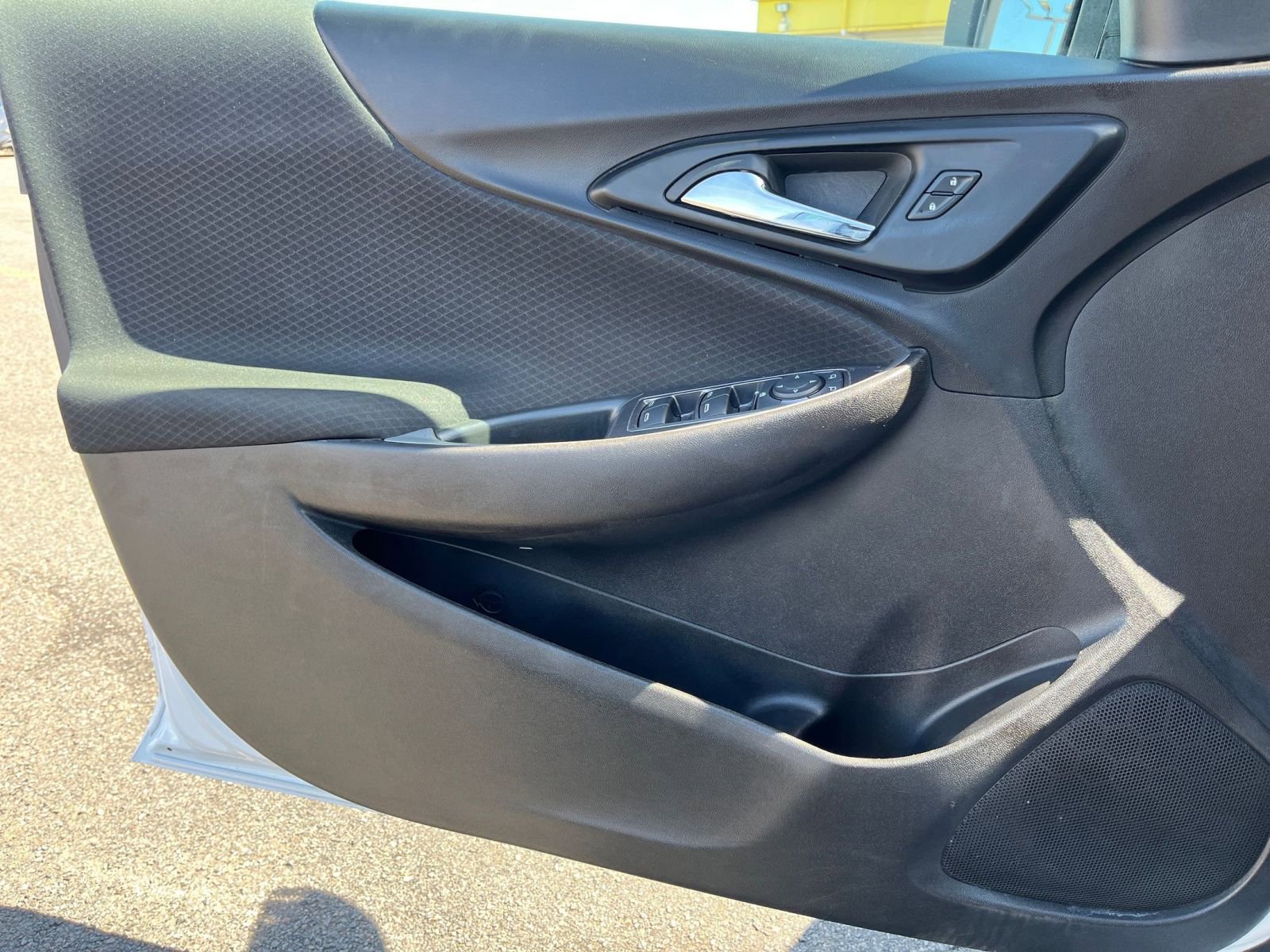 Used 2023 Chevrolet Malibu LT w/ Driver Confidence Package image 18