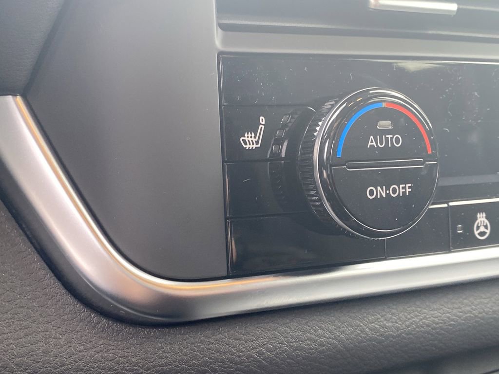 New 2026 Nissan Rogue SV image 8