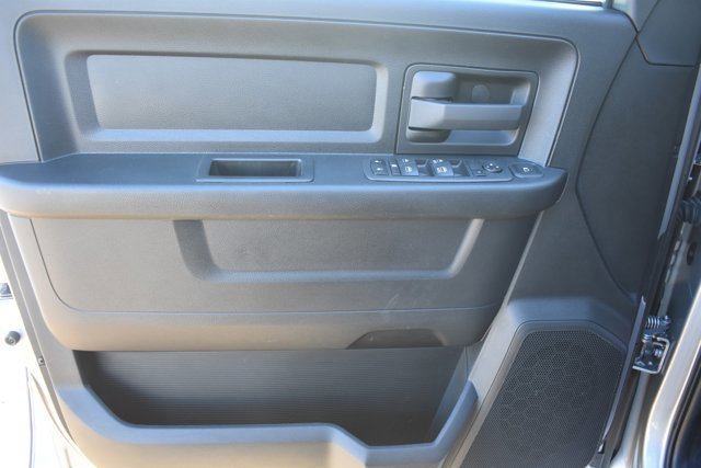 Used 2024 RAM 3500 Tradesman w/ Chrome Appearance Group image 13