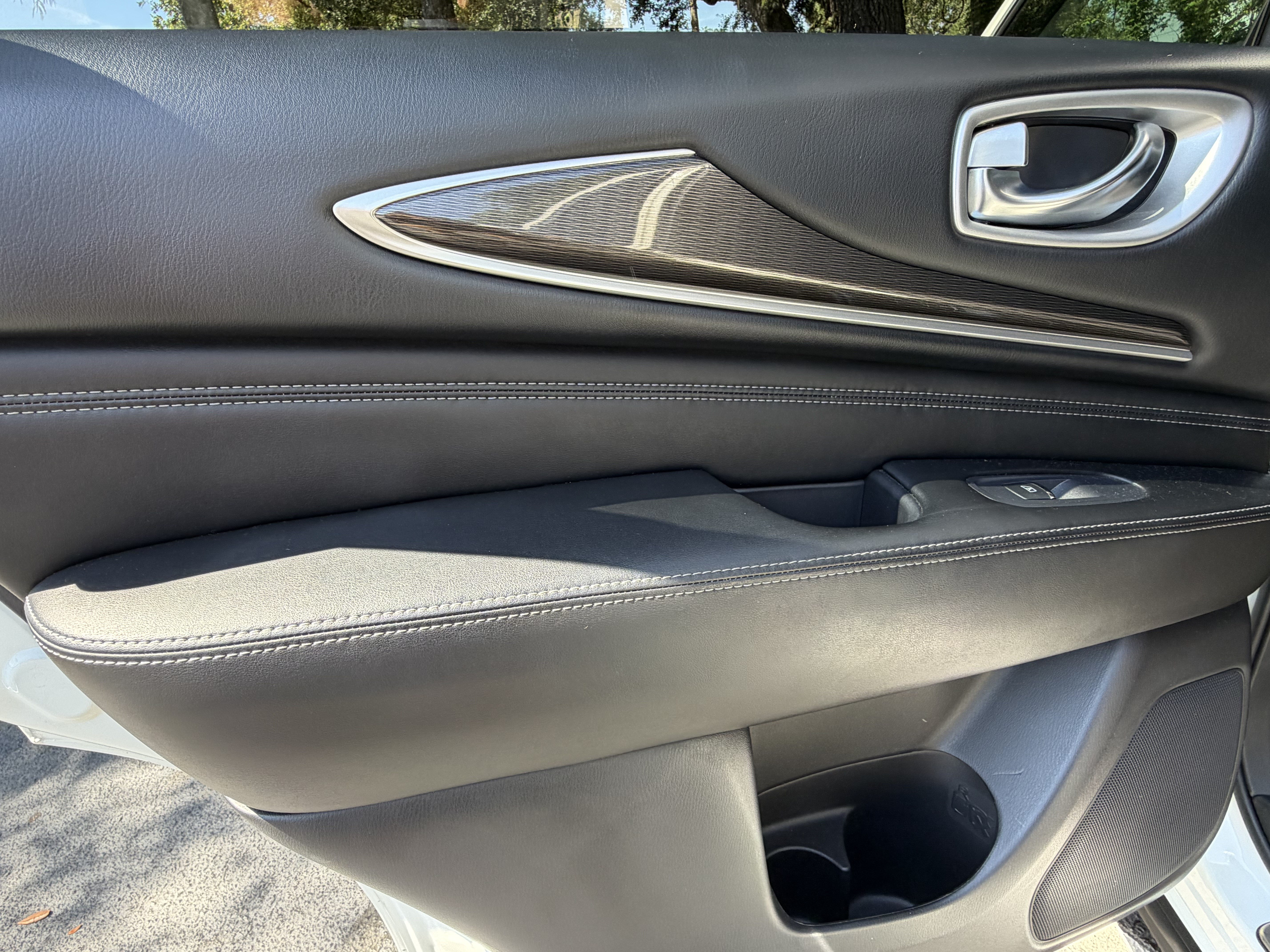 Used 2020 INFINITI QX60 Luxe w/ Essential Package AWD/4WD image 30