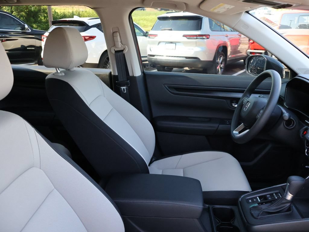 Certified 2025 Honda CR-V EX image 8