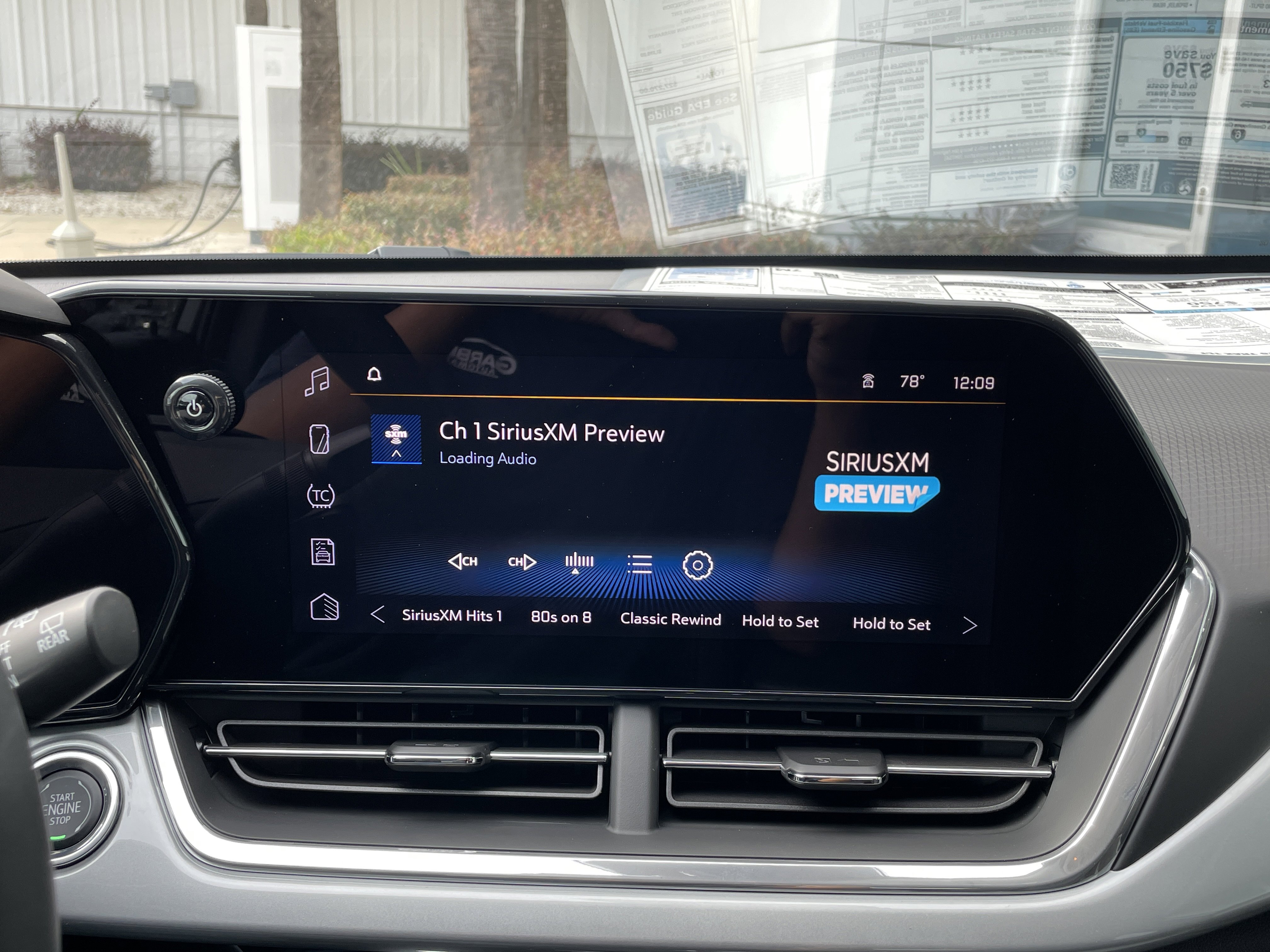 New 2025 Chevrolet Trax LT w/ Driver Confidence Package image 44