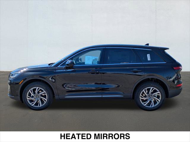 New 2025 Lincoln Corsair FWD image 3