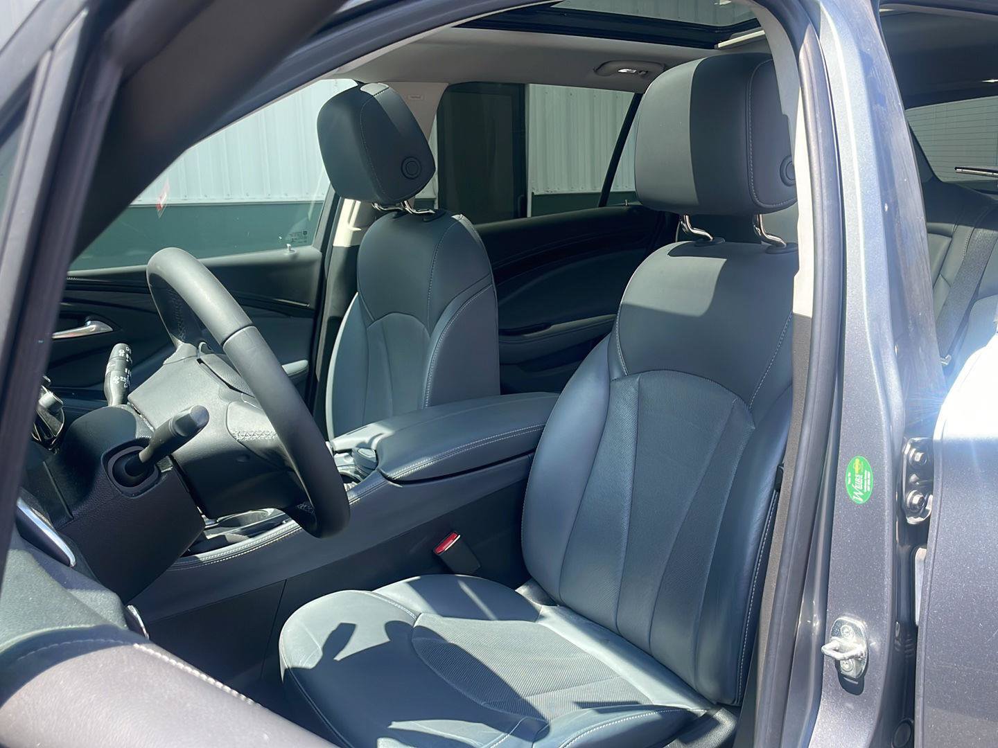 Certified 2020 Buick Envision Premium w/ LPO, Active Package AWD/4WD image 8