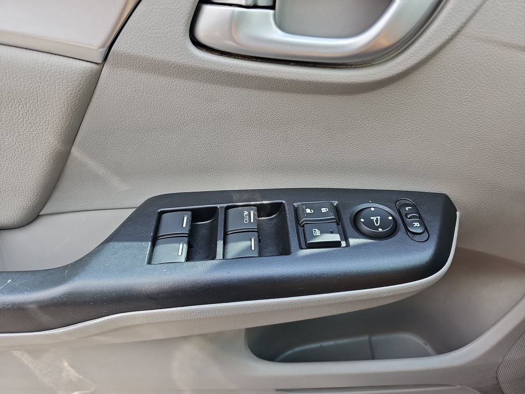Used 2015 Honda Civic EX-L image 26
