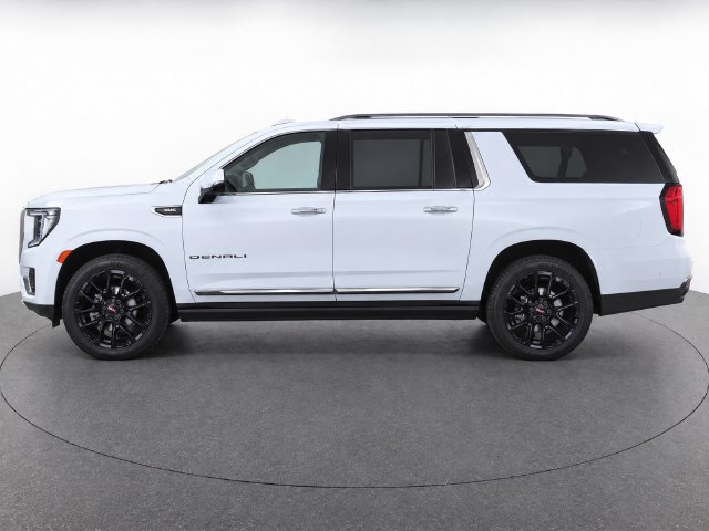 Used 2024 GMC Yukon XL Denali w/ Denali Reserve Package AWD/4WD image 6
