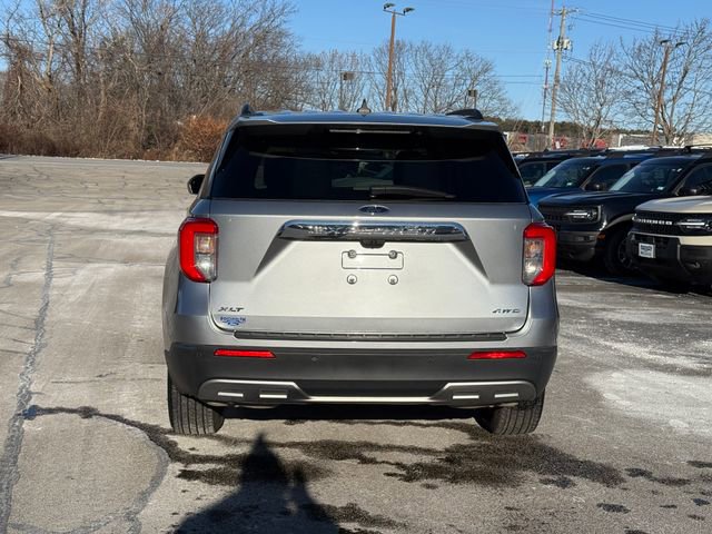 Used 2022 Ford Explorer XLT w/ Equipment Group 202A image 28