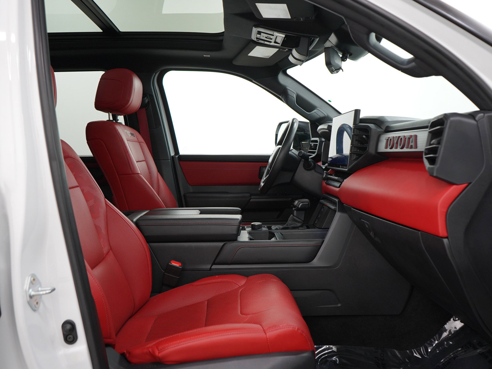 Used 2024 Toyota Tundra TRD Pro AWD/4WD image 15