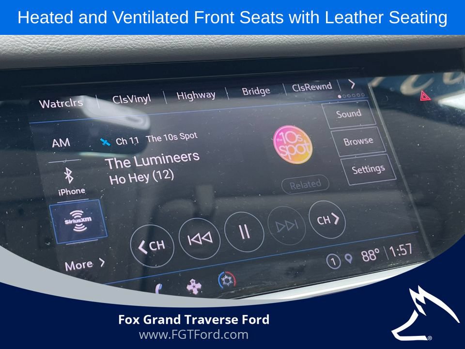 Used 2022 Cadillac XT5 Premium Luxury w/ Technology Package FWD image 22