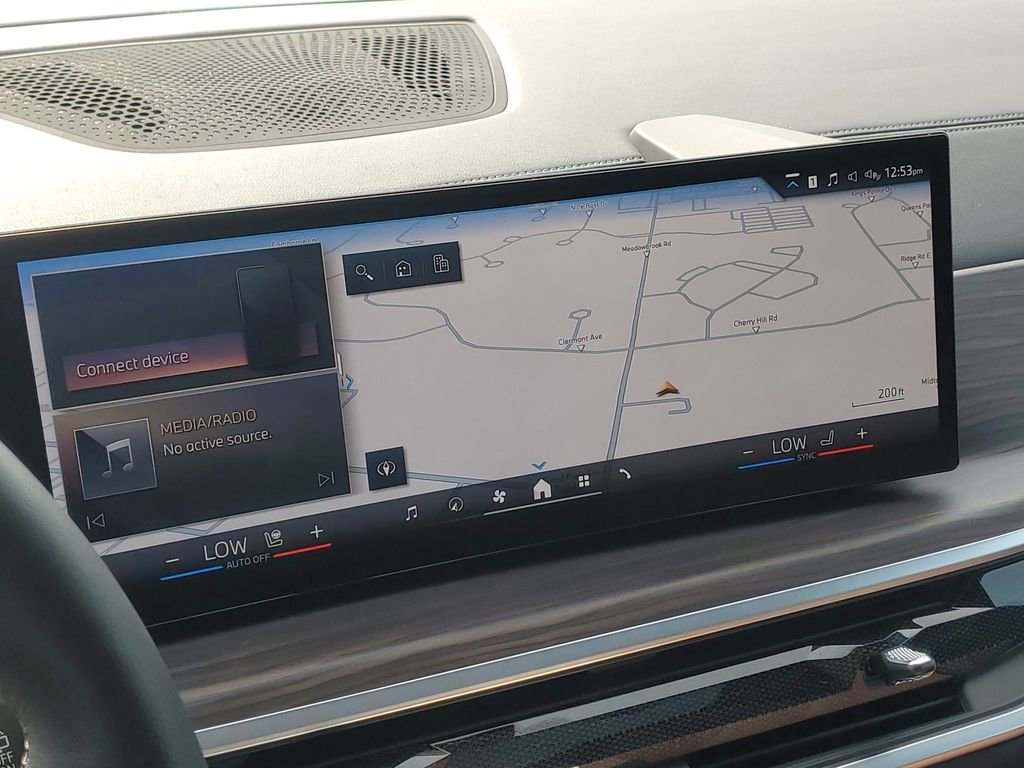 Used 2024 BMW X5 xDrive40i w/ Premium Package image 19