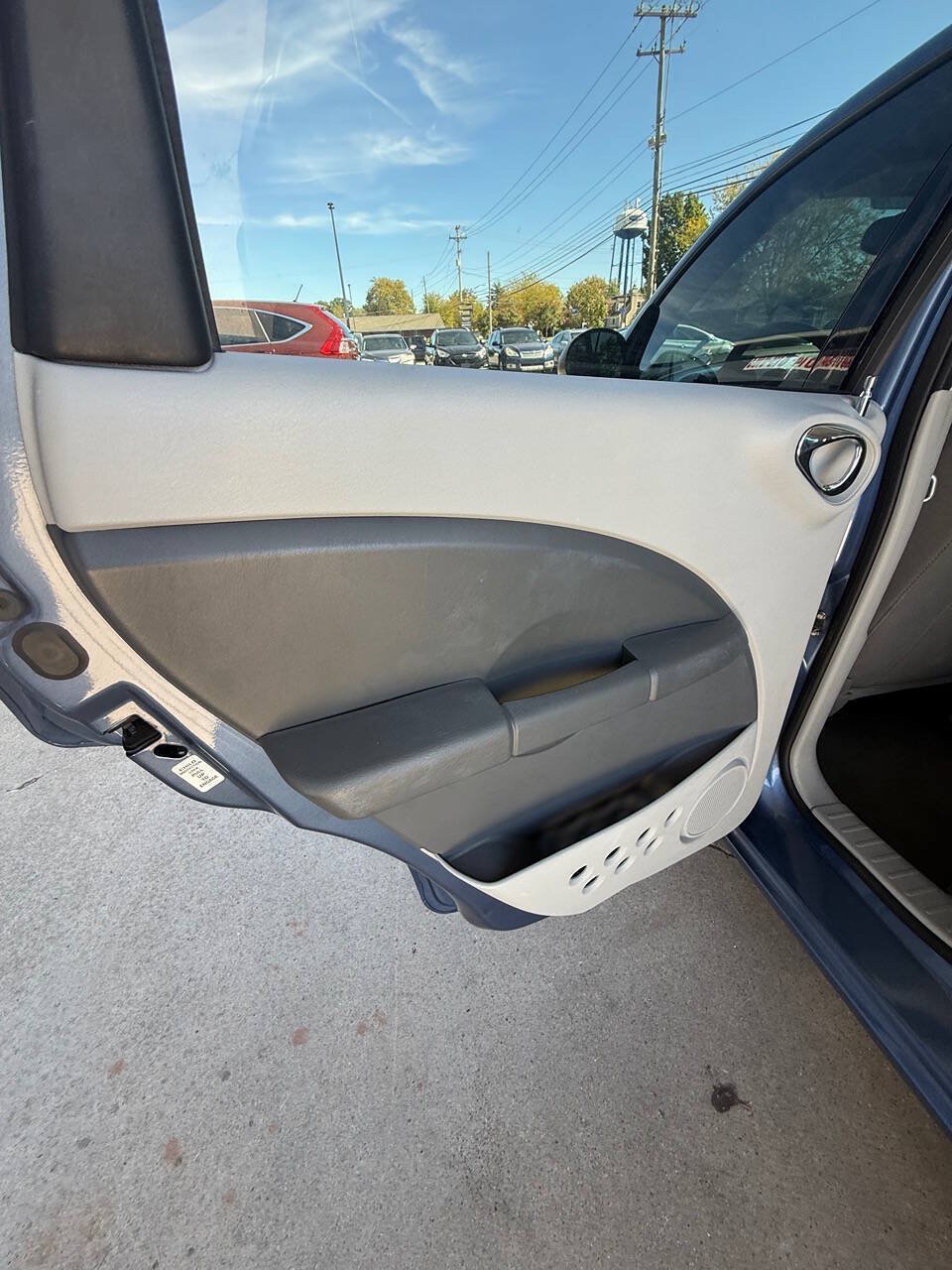 Used 2007 Chrysler PT Cruiser Limited w/ Chrome Accents Group FWD image 13
