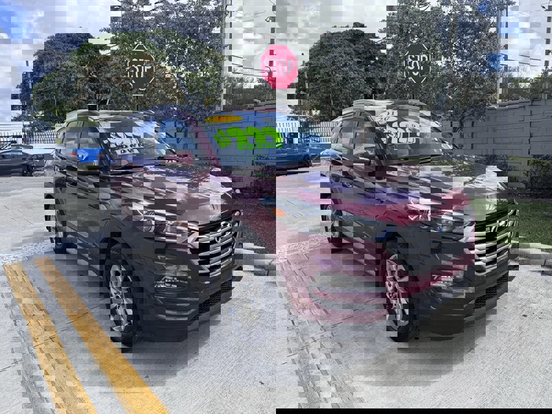 Used 2017 Hyundai Tucson SE Plus image 3