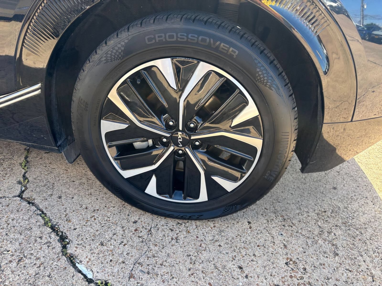 Used 2024 Kia EV6 Wind RWD image 35