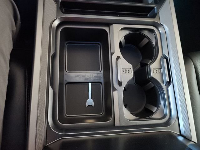 New 2026 Ford F250 Lariat image 30