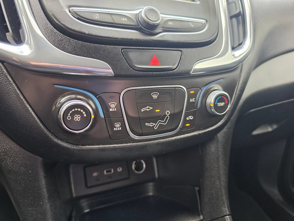 Used 2019 Chevrolet Equinox LT FWD image 28
