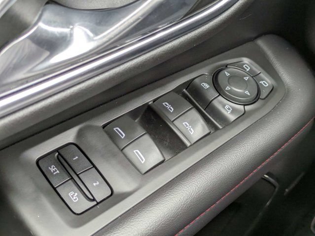 Used 2021 Chevrolet Suburban RST w/ Luxury Package RWD image 25