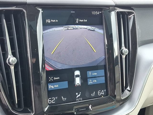 Used 2018 Volvo XC60 T6 Momentum w/ Convenience Package AWD/4WD image 15