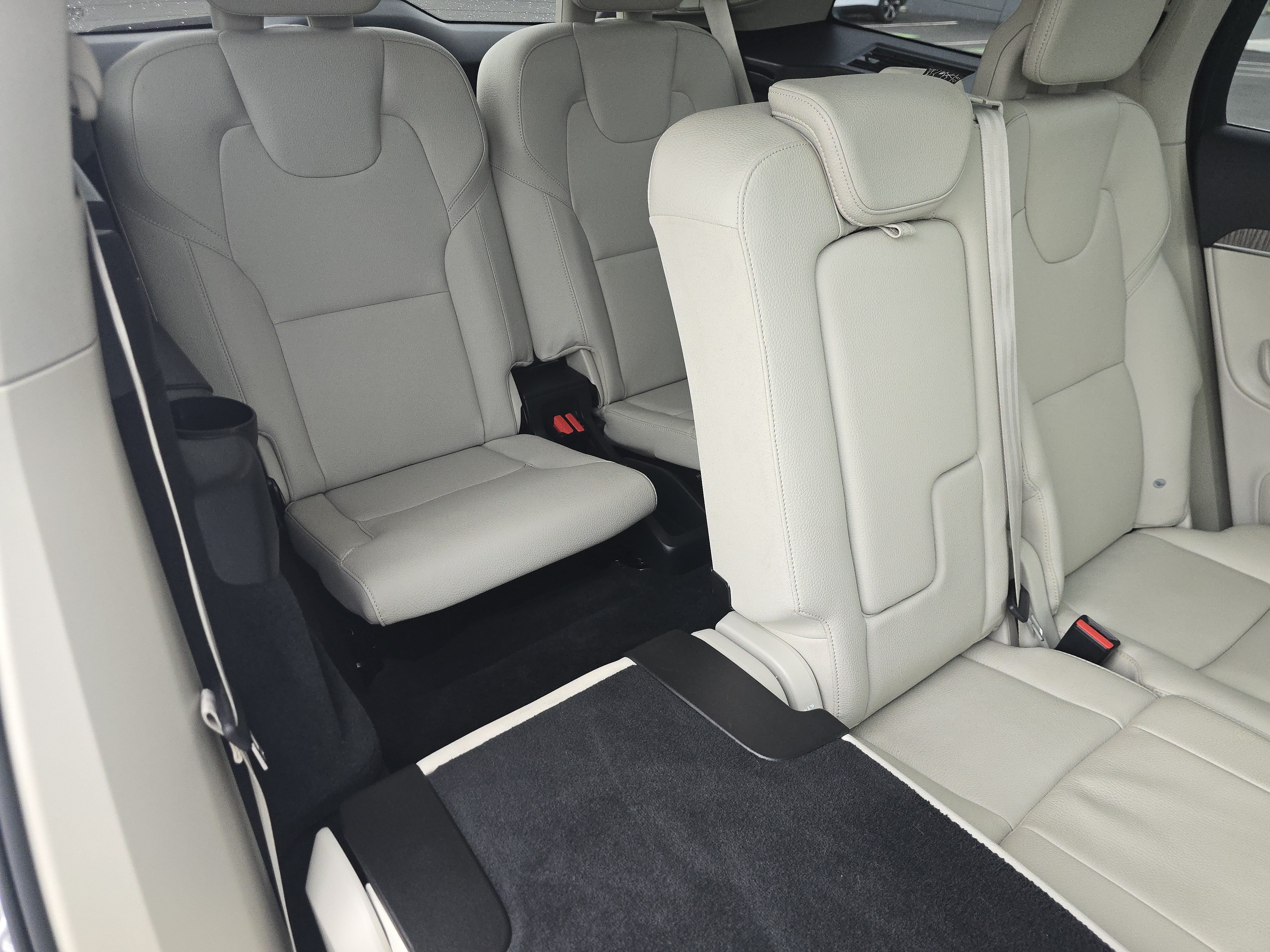 Used 2023 Volvo XC90 T8 Plus AWD/4WD image 20